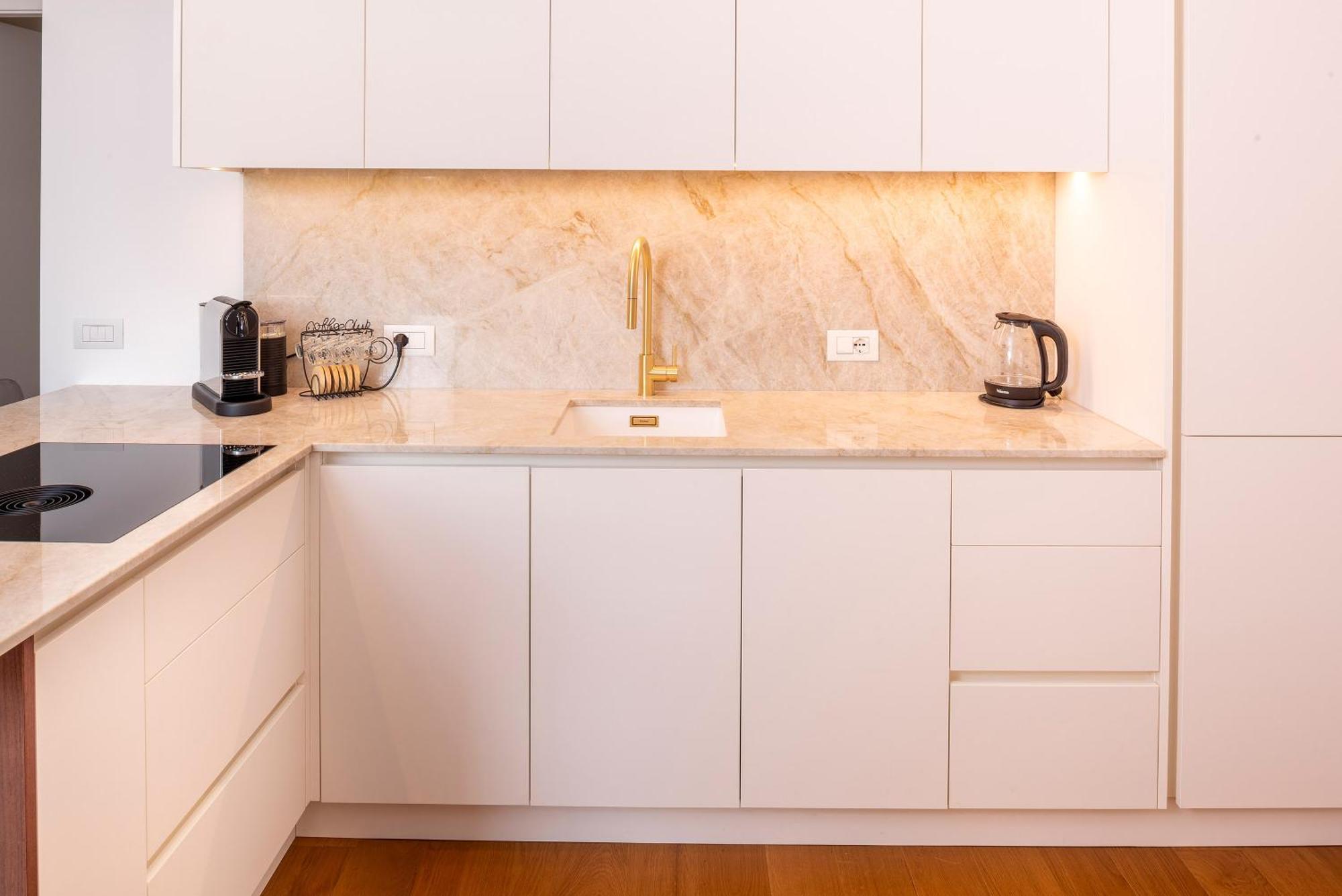 Lifestyle Apartments Dante Бардоліно Екстер'єр фото