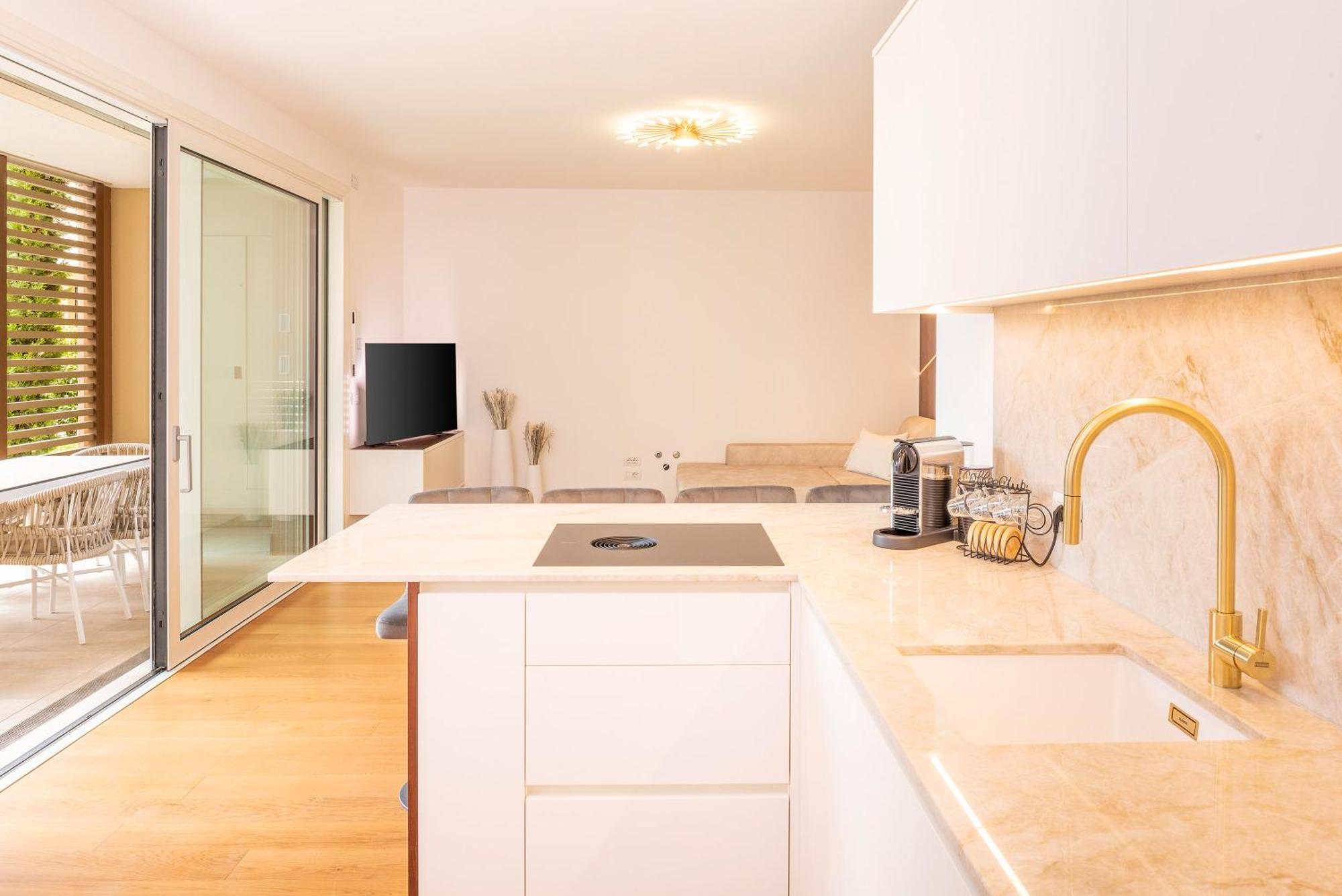 Lifestyle Apartments Dante Бардоліно Екстер'єр фото