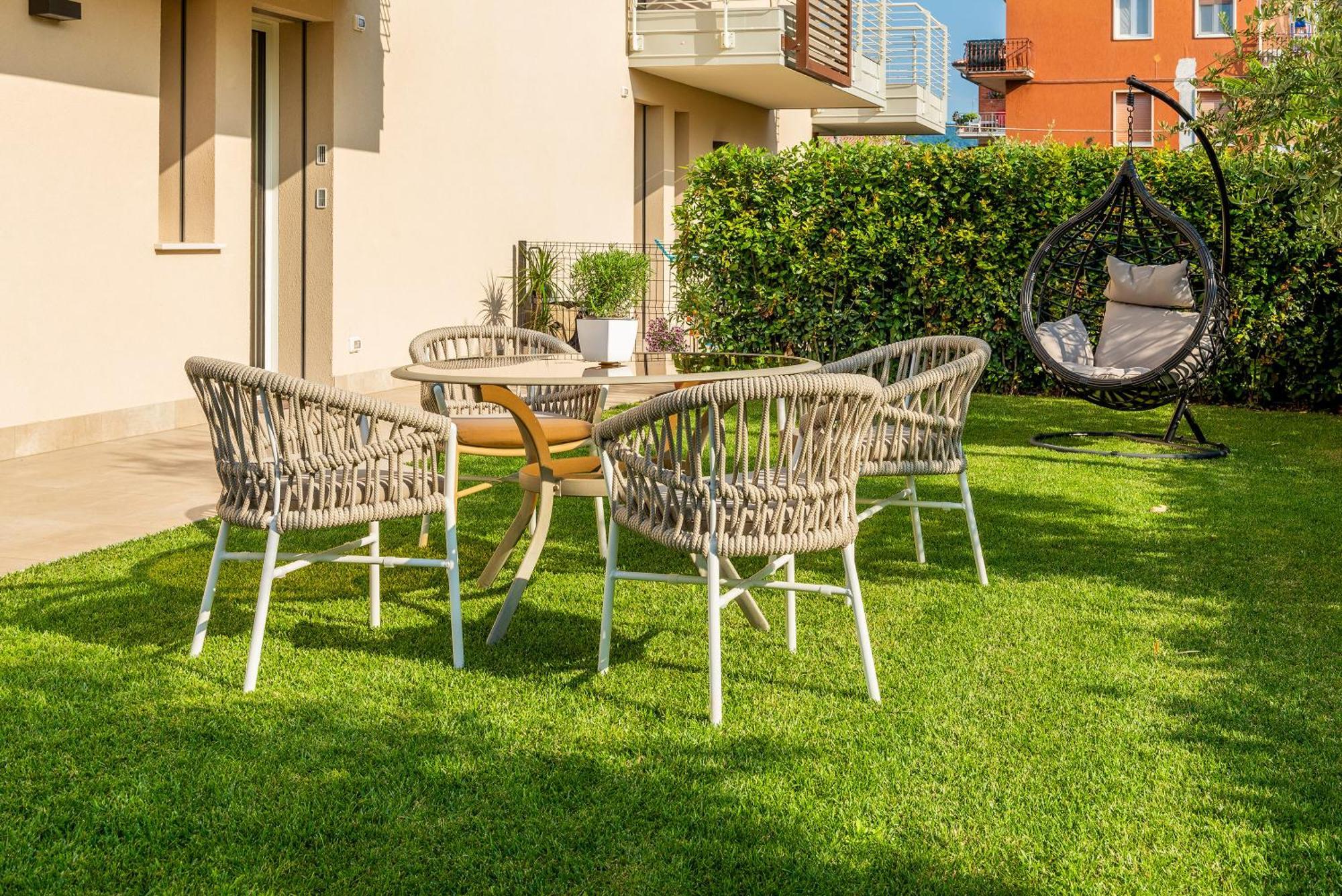 Lifestyle Apartments Dante Бардоліно Екстер'єр фото