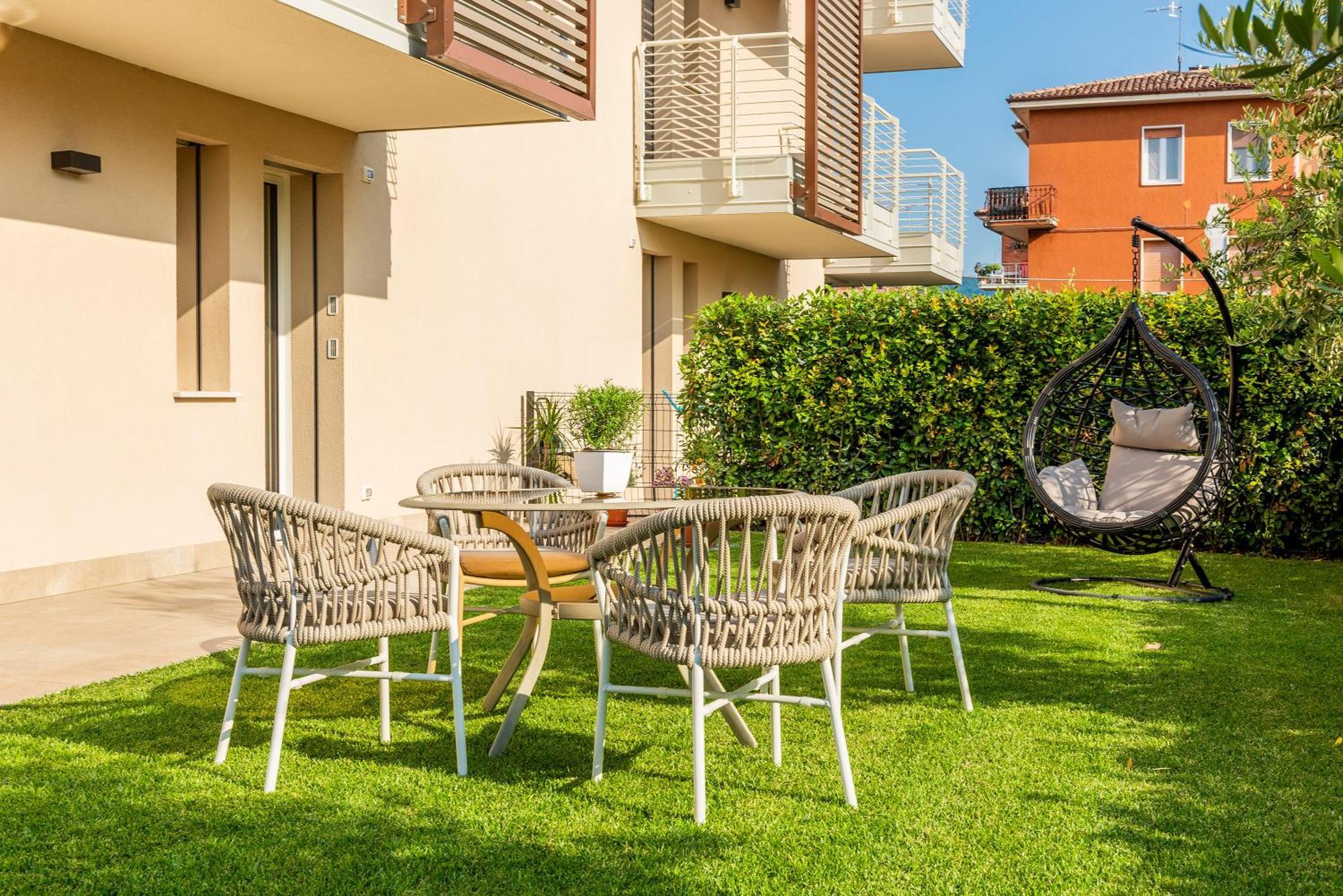 Lifestyle Apartments Dante Бардоліно Екстер'єр фото